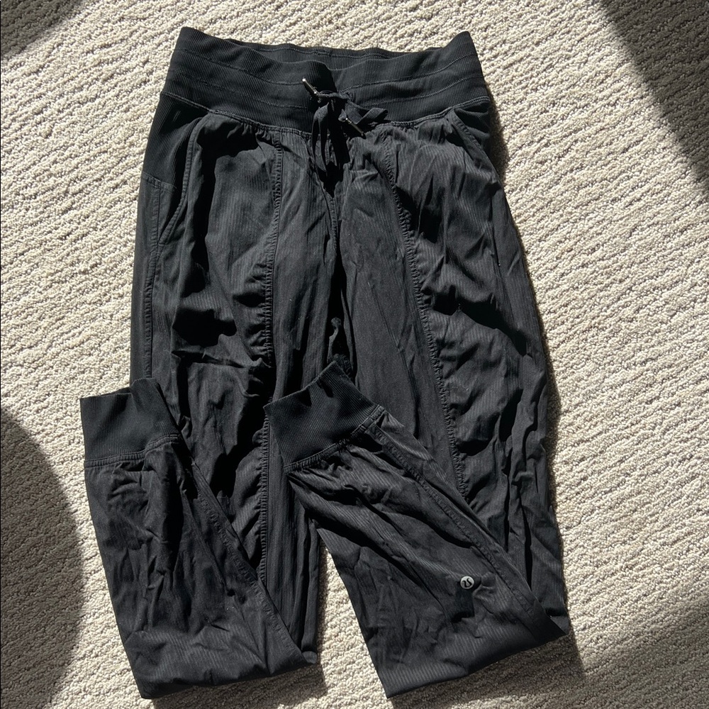Lululemon Studio Joggers - black - size 2 - 25 inch inseam